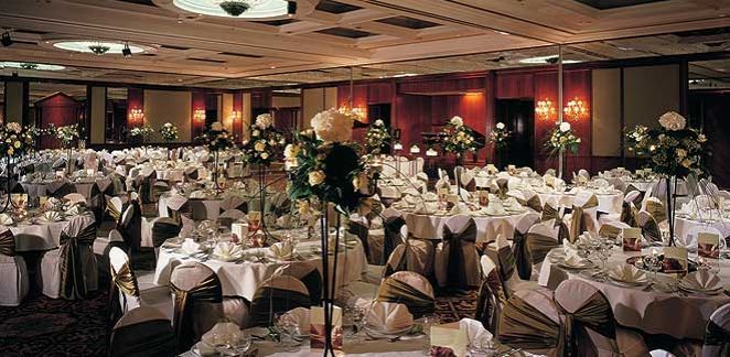 Hotel_banquet_space_wedding_setup