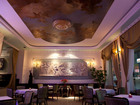Queen's Astoria Design Hotel's Restaurant